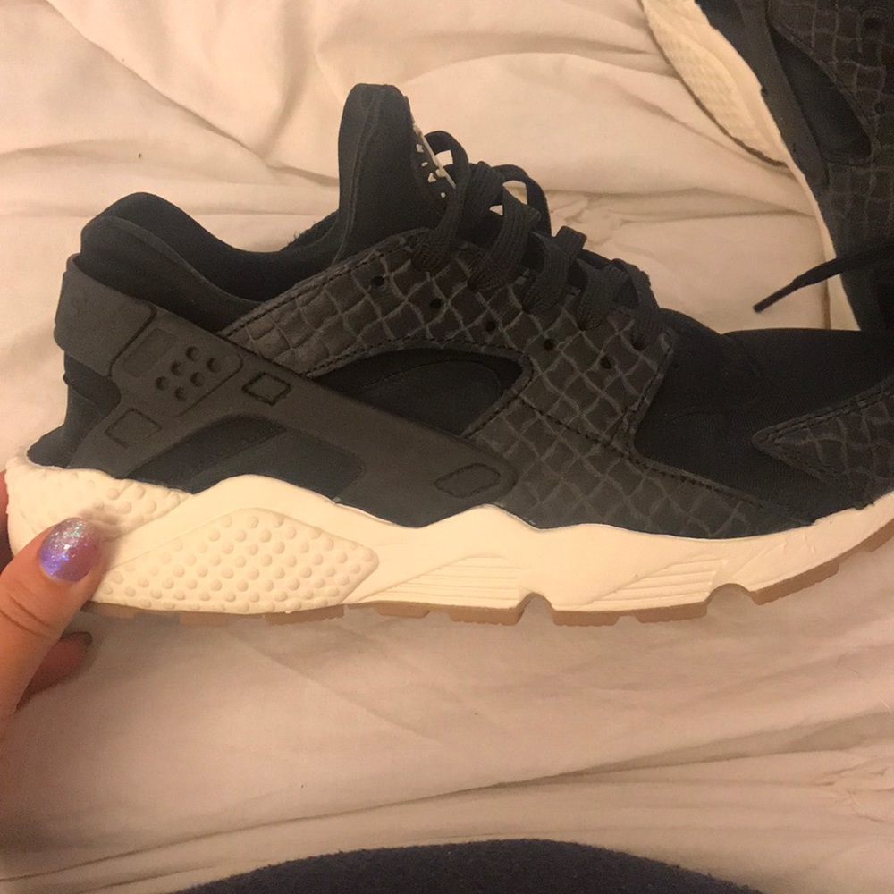 Women’s huarache Nike